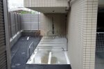 バイク置き場　ブランズ本郷真砂