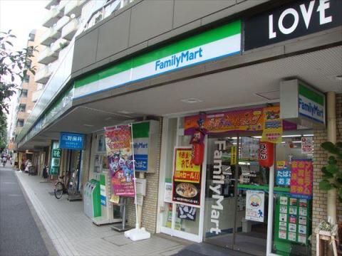 ファミリーマート　文京白山駅前店写真