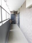 各階廊下　ブルーガーデン小石川