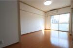 室内　三浦マンション
